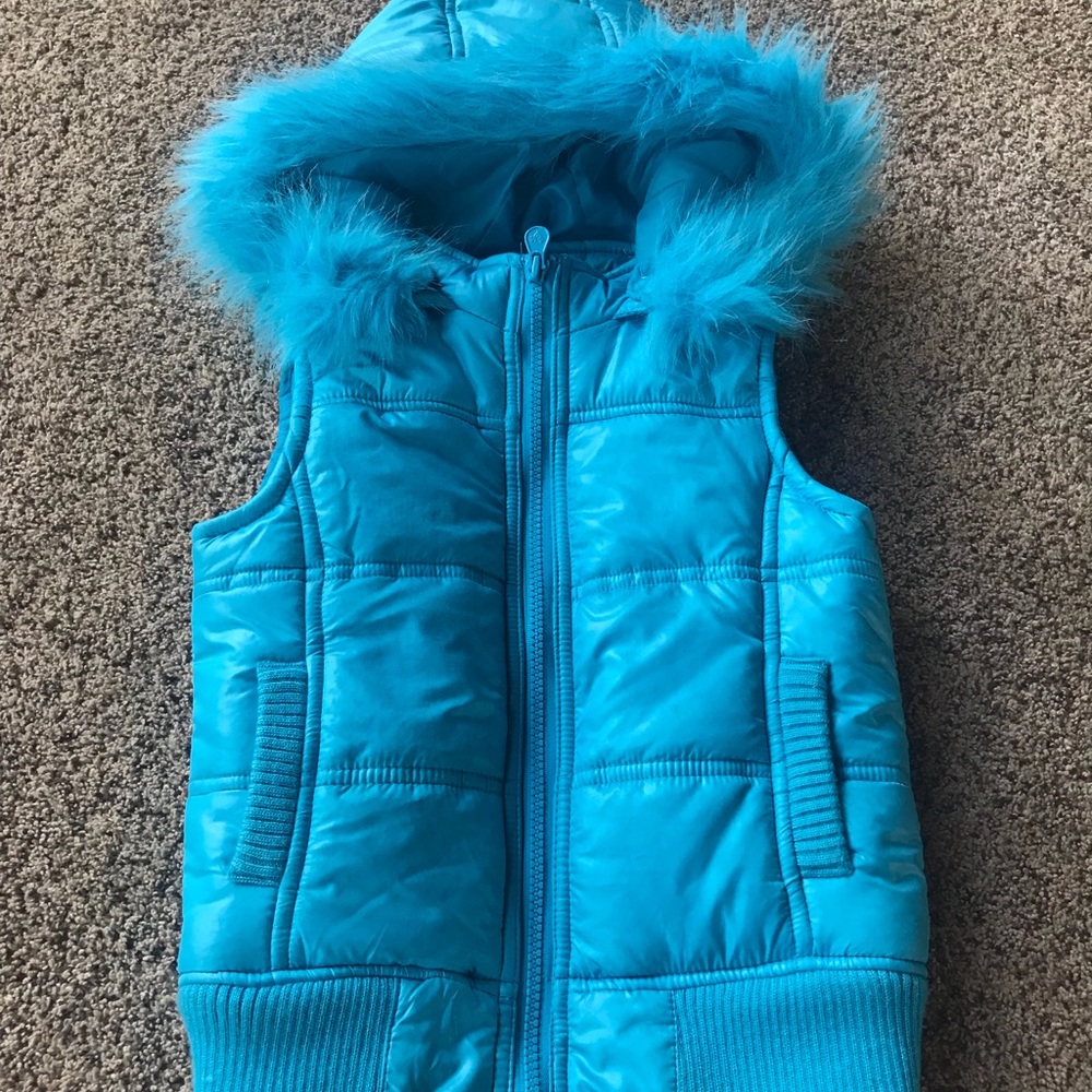 Justice hooded vest